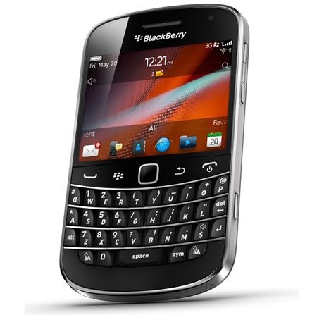 Собственици на BlackBerry Bold 9900 и 9930 се оплакват, че не успяват да включат своите устройства