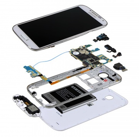 Производството на един Galaxy S4 струва 237 долара
