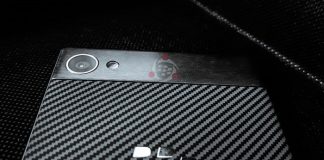 Изтекоха снимки на BlackBerry Krypton от TCL