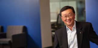 BlackBerry се завръщат. Като софтуерна компания, но все пак се завръщат… john-chen