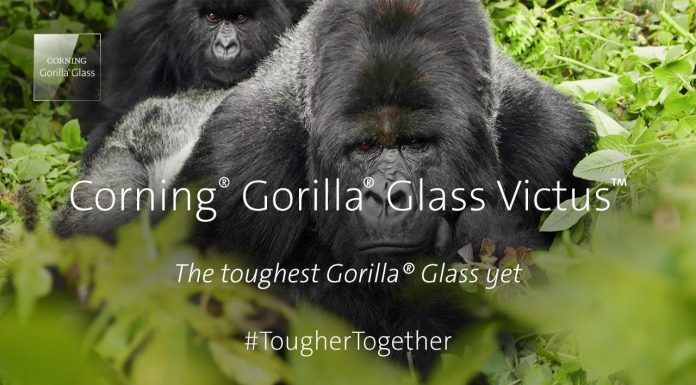 Gorilla Glass Victus покритието на Corning, ще помогне на смартфона да оцелее при изпускане от 2 метра височина